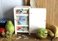 VILAC Dřevěná magnetická hra Ulož to správně! Lednička