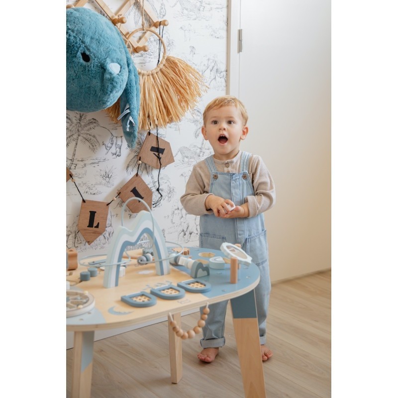 Label Label Stoleček s aktivitami