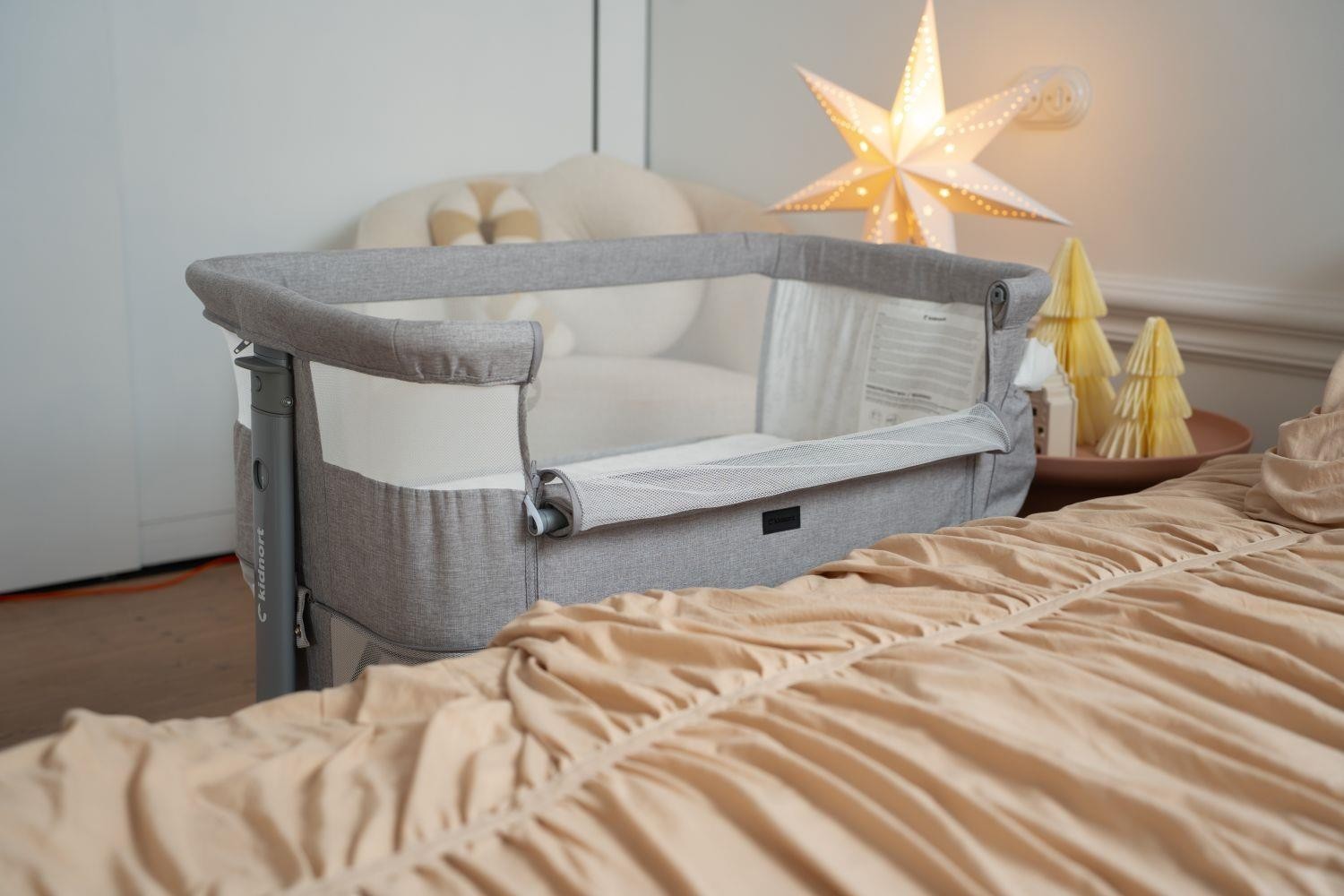 KIDNORT Postýlka Snäckskal