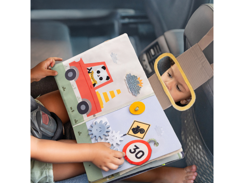 TAF TOYS Knížka s aktivitami do auta Busy Book