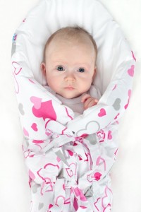 NEW BABY Klasická šněrovací zavinovačka