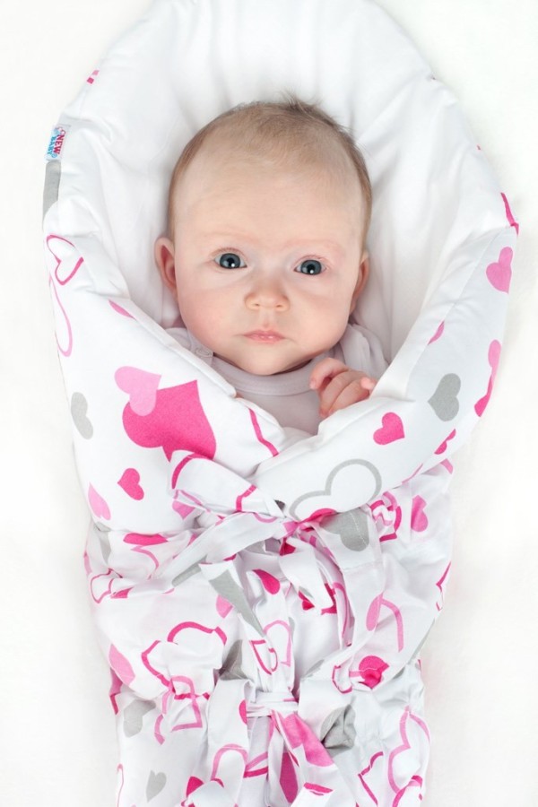 NEW BABY Klasická šněrovací zavinovačka