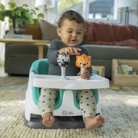 BABY EINSTEIN Podsedák na židli s 2 hračkami 2v1 Dine & Discover 6m + do 23 kg