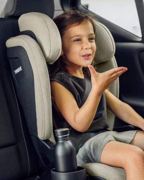 THULE Autosedačka i-Size s vysokým opěradlem Palm (100-150 cm)