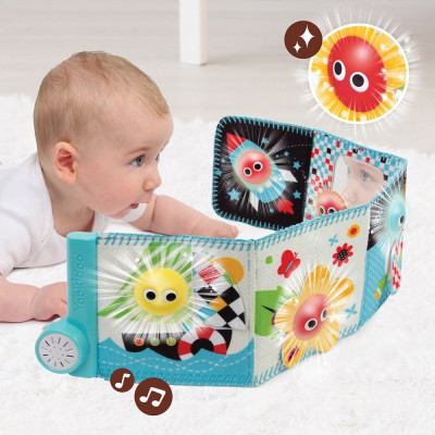 První kniha se světly a hudbou