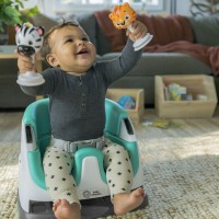 BABY EINSTEIN Podsedák na židli s 2 hračkami 2v1 Dine & Discover 6m + do 23 kg