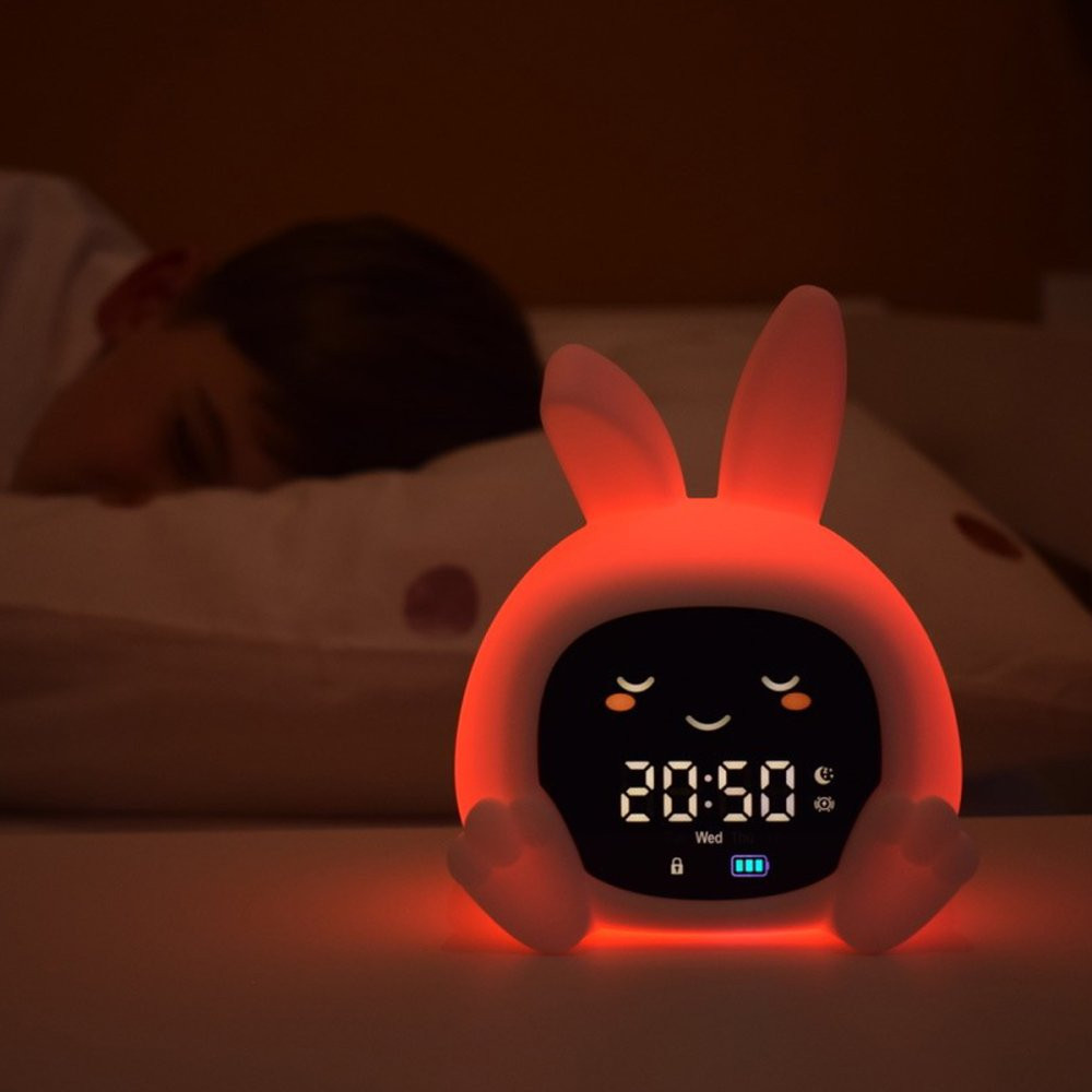 ZAZU Králíček SARAH  - tréninkový budík s nočním světlem a melodiemi