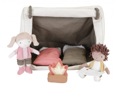 Jake a Anna se sadou na kempování