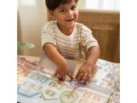 LITTLE DUTCH Knížka se samolepkami Hasičská stanice Jim