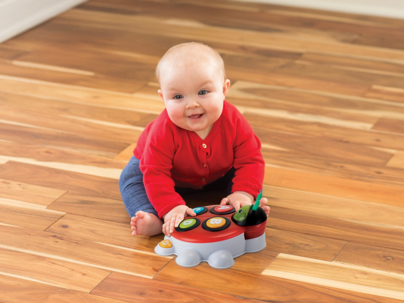 INFANTINO Hudební beruška Alphabet & Colors