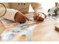 LITTLE DUTCH Knížka se samolepkami Doprava Jim