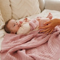 BABYONO Deka z organické bavlny pletená 75 x 100 cm 0m+ BABYONO Deka z organické bavlny pletená 75 x 100 cm 0m+