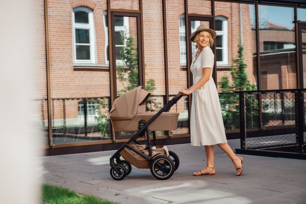 BRITAX Set kočárek Smile 5Z + hluboká korba + autosedačka Baby-Safe PRO