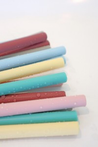 MINIKOIOI Brčko silikonové - 2 ks s kartáčkem