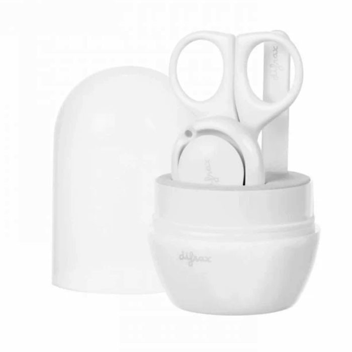 Kojenecká manikúra