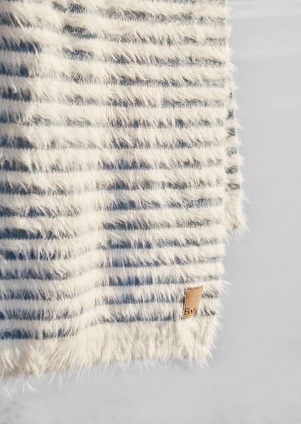ELODIE DETAILS Furry Knit Blanket Elodie Details