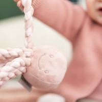 NATTOU První hrající hračka pro miminka chobotnička PIU PIU Lapidou