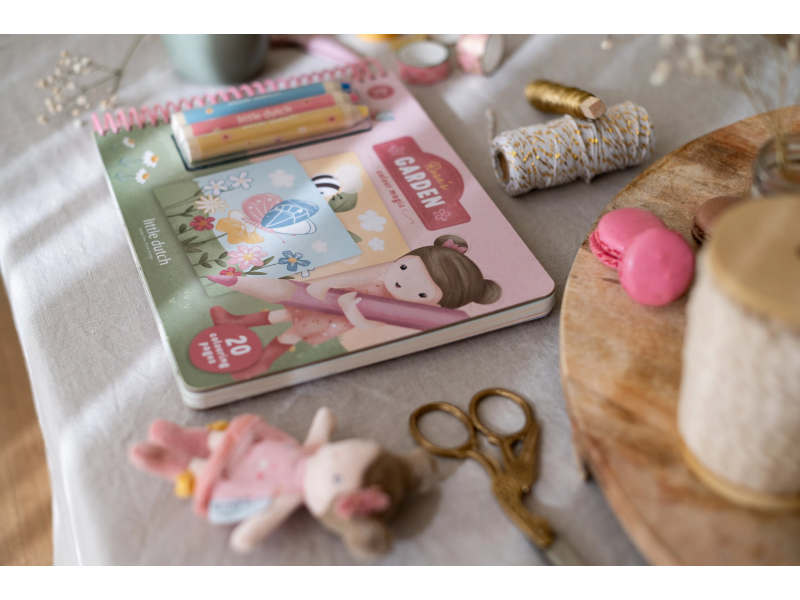 LITTLE DUTCH Omalovánky s pastelkami Zahrada Rosa