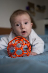 OBALL Hračka Oball RATTLE 10 cm 0m+ OBALL Hračka Oball RATTLE 10 cm 0m+