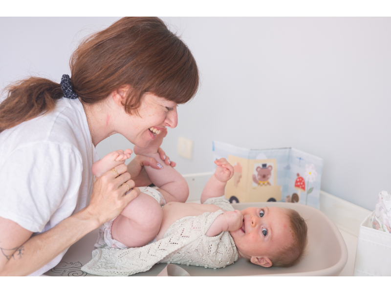 TAF TOYF Přebalovací podložka Sensory Tales