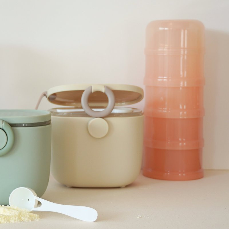 BO JUNGLE Dávkovač sušeného mléka/krabička B-Nomadic Powder Box