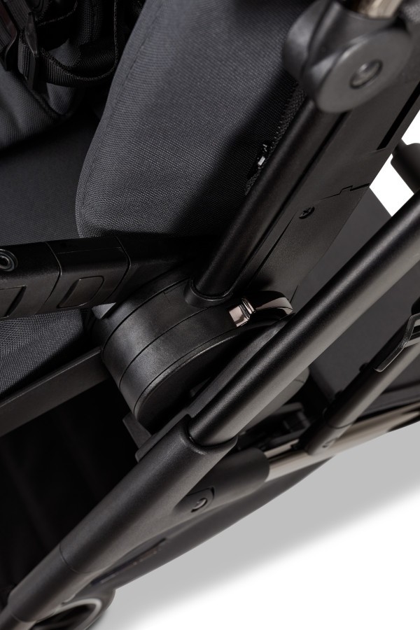 MOON PIÚ EXTRA black chrome Kombinovaný kočárek