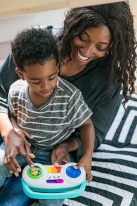 BABY EINSTEIN Hračka hudební přehrávač Toddler Jams 1r+