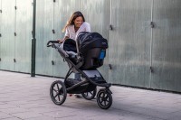 AKČNÍ SET Thule Urban Glide 2 + korba, Aton 5, pláštěnky, síťka, adaptéry, madlo