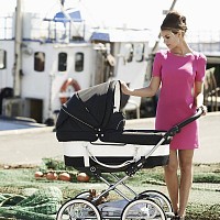 Klasická konstrukce Emmaljunga chassis DUO de Luxe