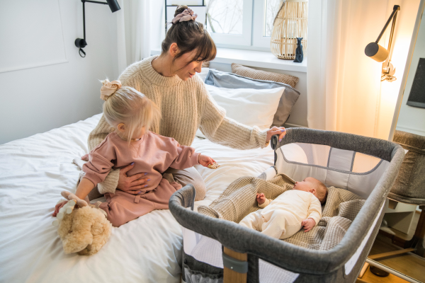 MOMI Přístavná postýlka Smart Bed 4v1