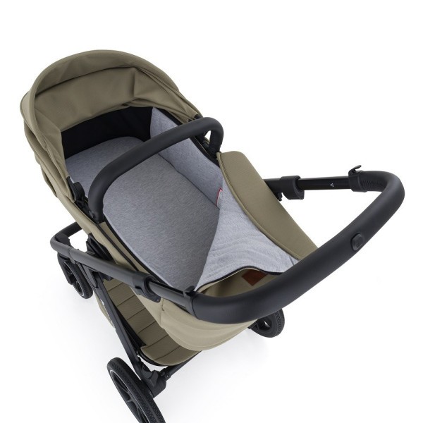 PETITE&MARS Kočárek kombinovaný ICON 2v1 XXL AIR + CYBEX Aton B2 i-Size + základna