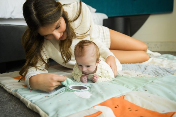 MOMI Hrací deka VOLPI patchwork