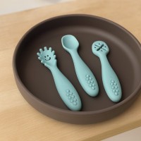 PETITE&MARS Set 3 ks silikonových tréninkových lžiček Take&Match 6m+