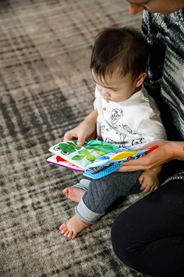 BABY EINSTEIN Kousátko/knížka Curious Explorers™0m+