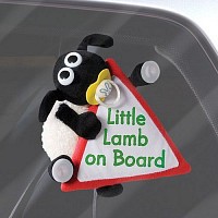 Ovečka Timmy v autě