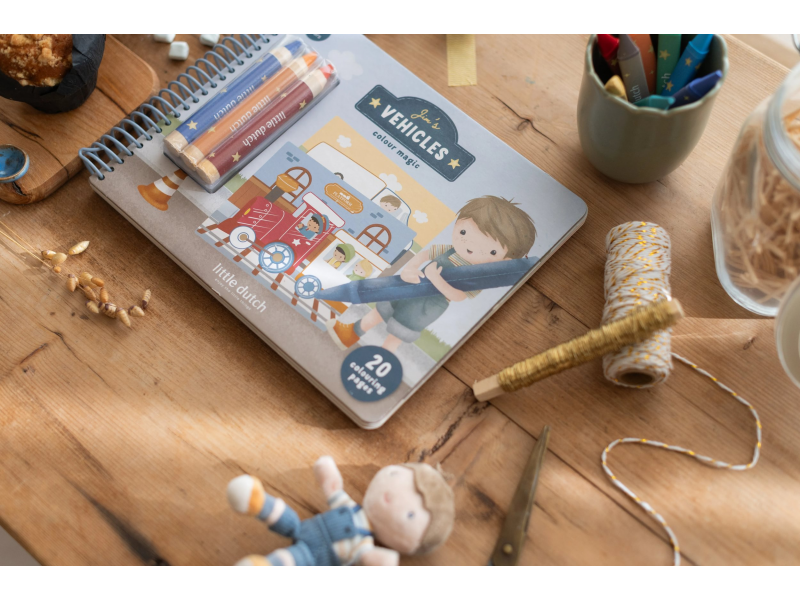 LITTLE DUTCH Omalovánky s pastelkami Doprava Jim