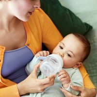 Philips AVENT Lahvička na učení Natural Response 150 ml, 6m+