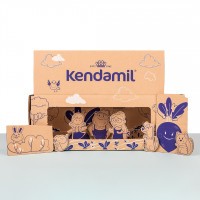 Kendamil Premium 3 HMO+ (3× 800 g)  pohádkové balení s divadlem