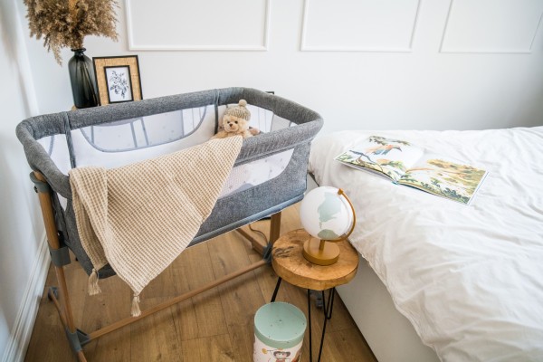 MOMI Přístavná postýlka Smart Bed 4v1