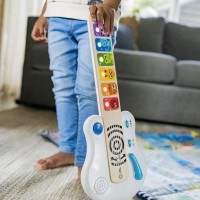 BABY EINSTEIN Kytara dotyková Strum Along Songs™ Magic Touch™ HAPE 12m+