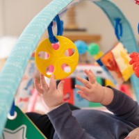 BABY EINSTEIN Deka na hraní s aktivitami 4v1 Kickin' Tunes™ Jellyfish Jamboree™ 0m+