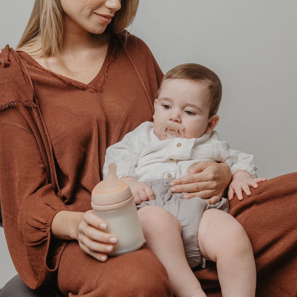 SUAVINEX SADA ANTIKOLIKOVÁ Zerø.Zerø™ LIGHT LÁHEV 180 ml A + dudlík Zerø.Zerø™ -2/ 2M