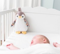 ZAZU Tučňák Phoebe - Šumící zvířátko s nočním světlem a hlasovým rekordérem