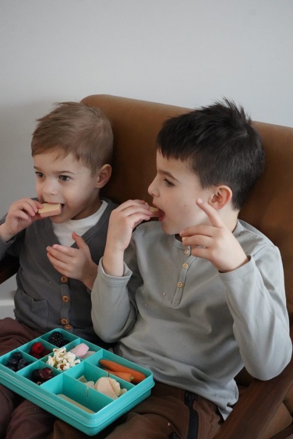 MELII Snackle Box krabička na svačinu 1368 ml