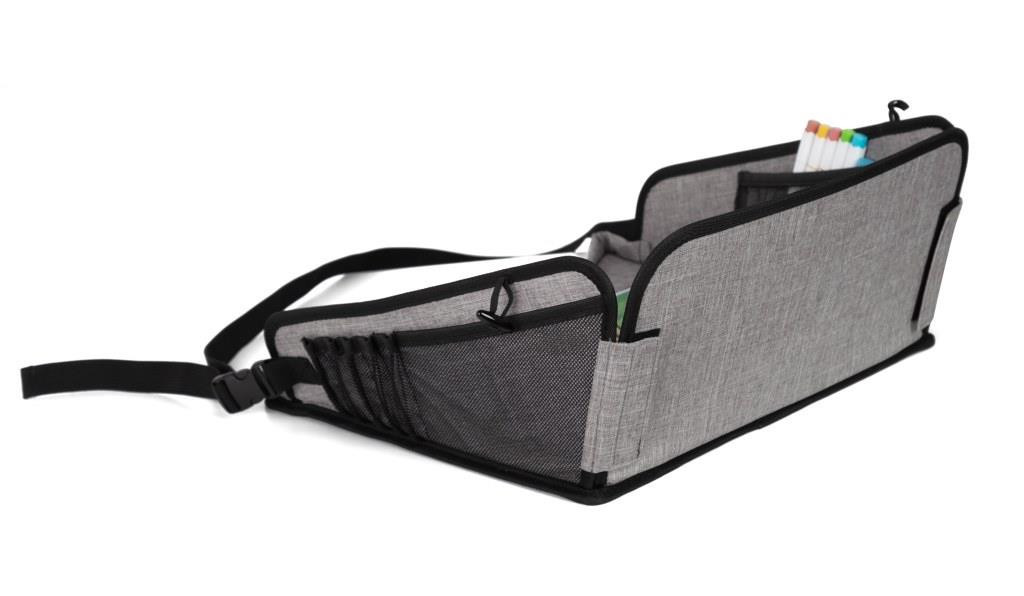BABY DAN TravelFun Hrací pultík do auta