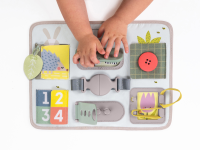 TAF TOYS Hrací pult s aktivitami Zahrada TAF TOYS Hrací pult s aktivitami Zahrada