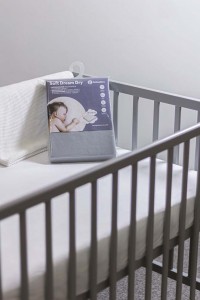 PETITE&MARS Napínací prostěradlo nepromokavé Soft Dream Dry 120 x 60