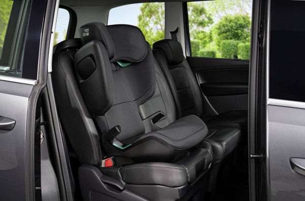 BRITAX RÖMER Kidfix M i-Size Autosedačka 100-150 cm