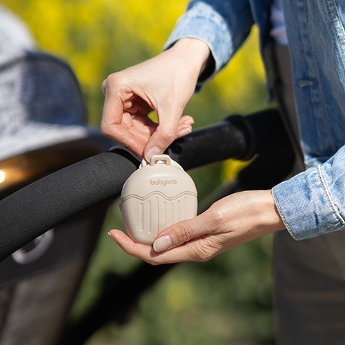 BABYONO Pouzdro silikonové na dudlík 0m+
