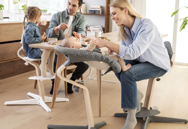 STOKKE® Nomi® Chair Rostoucí židlička
